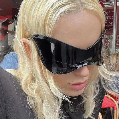 Oversized Futuristic Shield Sunglasses – Silver Mask Visor Eyeglasses for Women & Men, Y2K Punk Fashion Sun Glasses