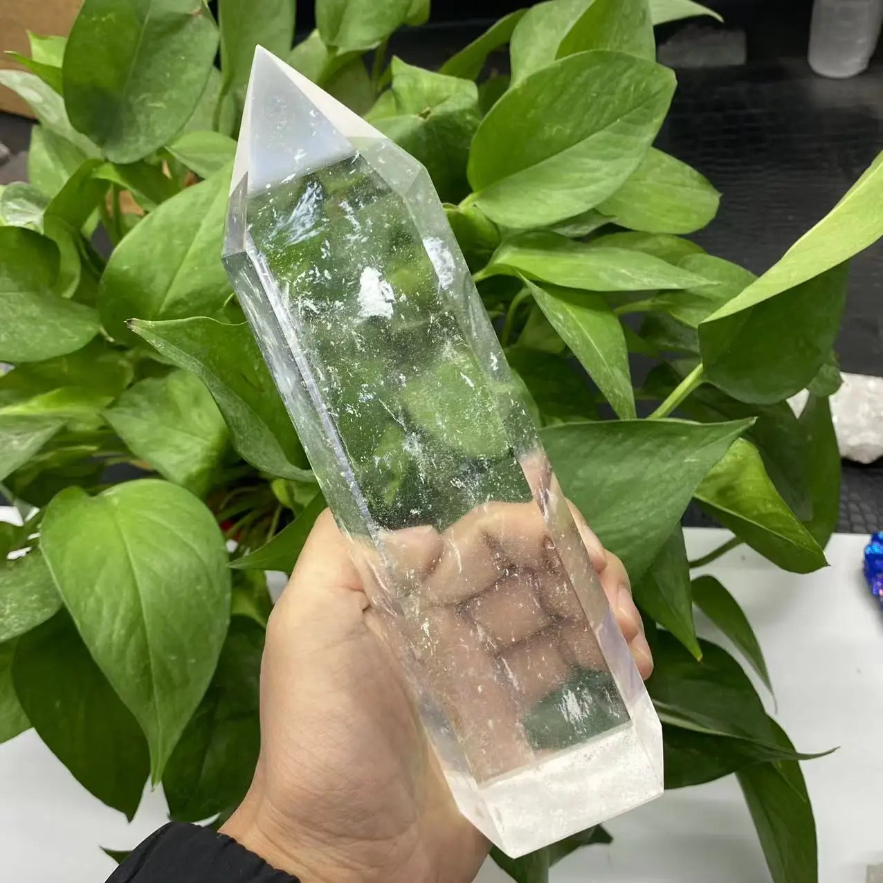 Large Clear Quartz Obelisk Crystal Wand – Healing Feng Shui Point for Home Decoration and Crystal Therapy