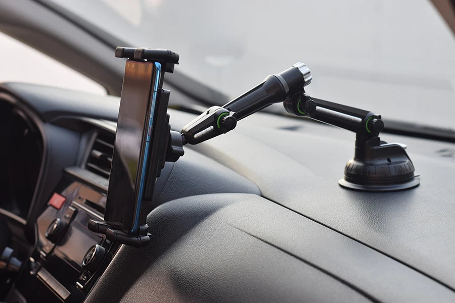 Car Dashboard Tablet & Phone Holder — Suction Mount for 7"-15" Tablets and 4"-7" Phones