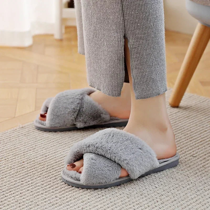 Winter Women’s House Slippers – Faux Fur Slip-On Flats, Cozy Warm Home Slides in Black & Pink