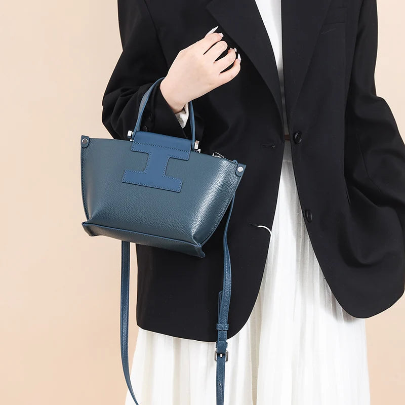 Luxury Cowhide Women’s Tote Bag – High-Quality Genuine Leather Shoulder and Crossbody Handbag, Fashionable Sac A Main