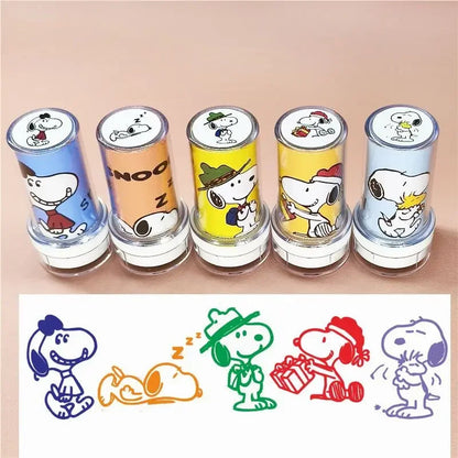 Snoopy Cartoon Photo-Sensitive Round Seal Toy – Cute Portable Reward Gift for Kids