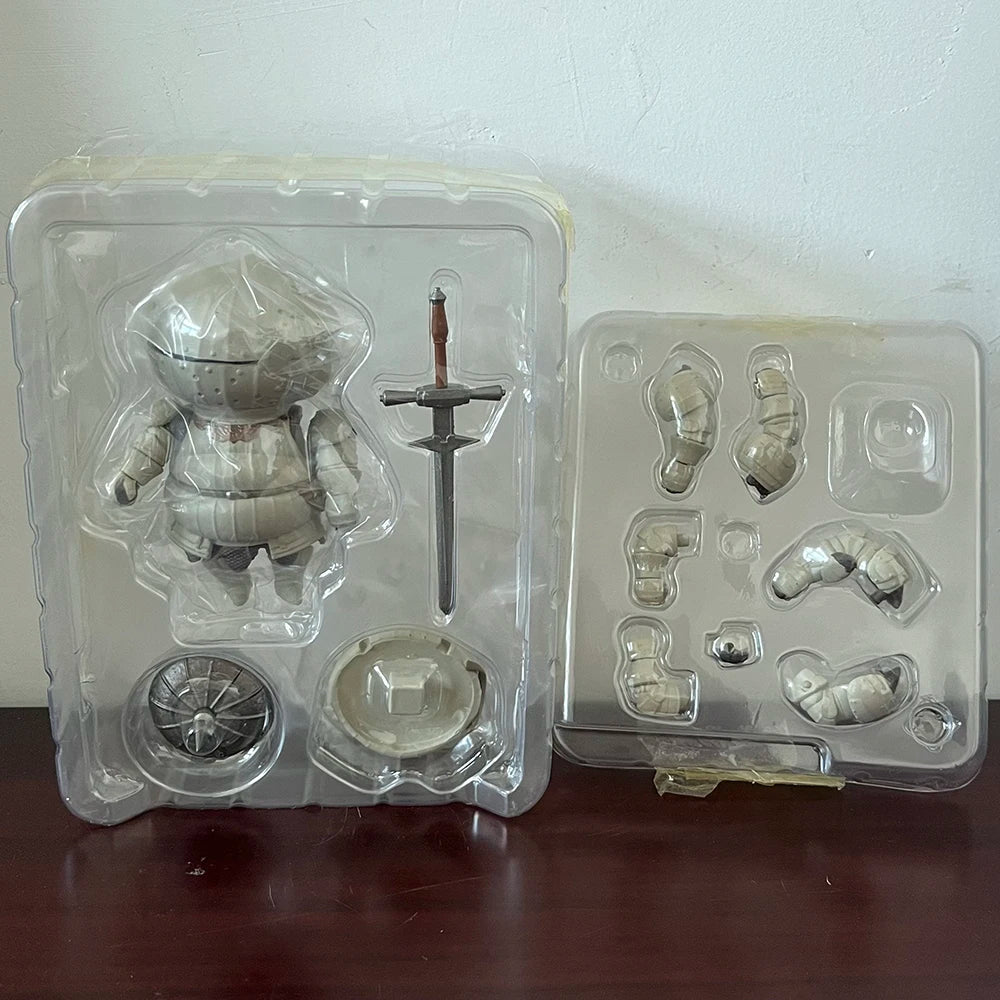 Anime Dark Souls Siegmeyer Figure – Cute Handmade Model Doll, Collectible Toy, Birthday Gift