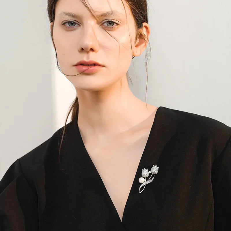 Luxury Tulip Flower Brooch Pin with White Stone – Elegant Rose Floral Jewelry for Women (2023 Design)
