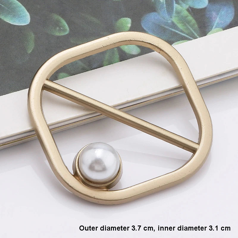 Elegant Alloy Brooch Pins with Pearls & Rhinestones – Minimalist Irregular Shapes, Fashion Accessory for Garments & Scarves