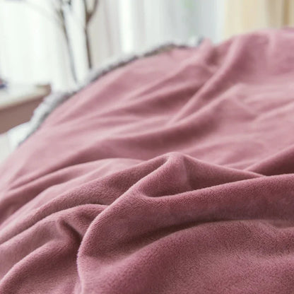 Coral Velvet Round Bed Sheet - Soft Flannel Winter Fitted Sheet for 200-220cm Round Beds, Pillowcase Not Included