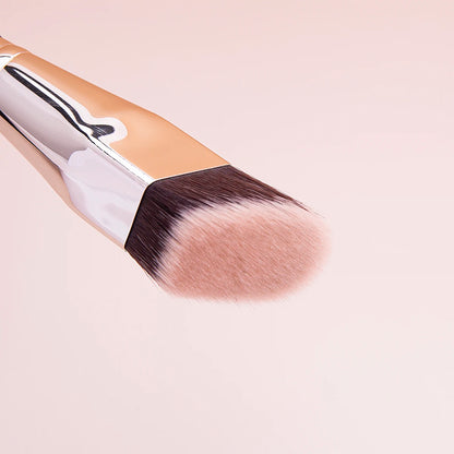 Angled Liquid Powder Contour Makeup Brush – Professional Cream Blush & Foundation Blending Tool