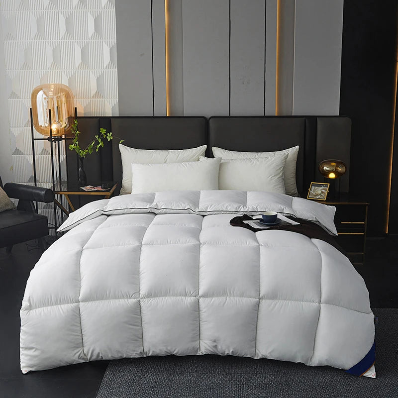 Winter Warm Thick Duvet – 100% Cotton Cover, Fiber Down Filling, 150x200cm White Quilt for Cozy Sleep