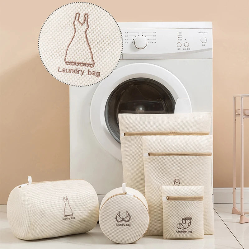 7Pcs Fine Mesh Laundry Bag Set – Embroidery Print Washing Pouches for Clothes, Household Washing Machine Bags