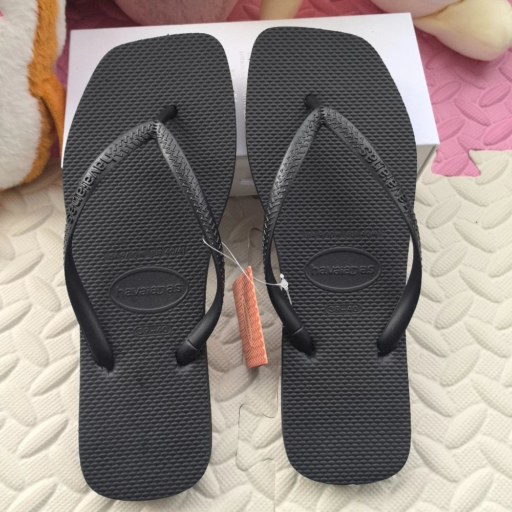 2026 Rubber Flip Flops - Soft Comfortable Anti-Slip Travel Slippers for Indoor and Outdoor Wear