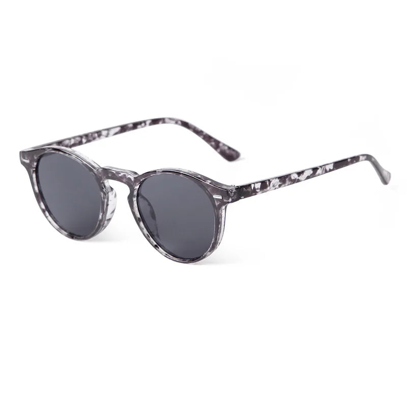 Vintage Round Sunglasses – 2024 Fashion Design for Men & Women, Retro Rivet Yellow & Blue Lens, Square Sun Glasses