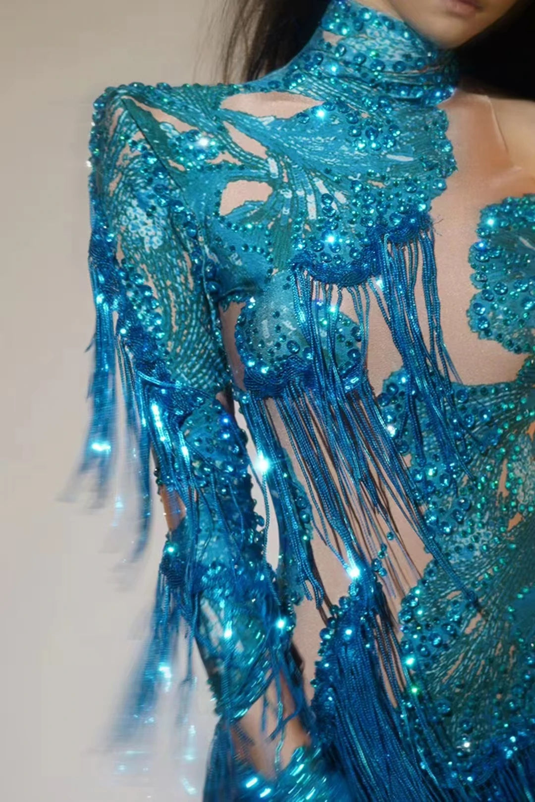 Sexy Blue Rhinestone Skinny Leotard – One-Shoulder Fringe Dance Costume for Singers & Dancers
