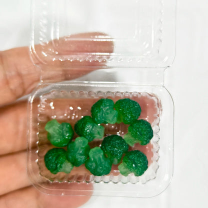 1/6 Miniature Dollhouse Fruit Set – Mini Peach & Grape with Box for Blythe, OB11, BJD Dolls