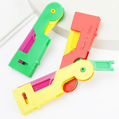 Automatic Needle Threader for Seniors — High-Quality Plastic Handle Sewing Tool, Easy-to-Use Sewing Accessory