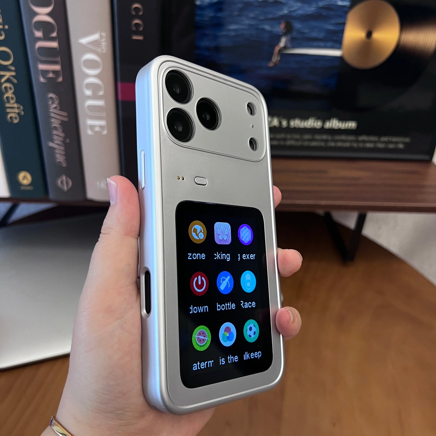 Smart LCD Phone Case - Interactive Rear Display Protective Cover for iPhone