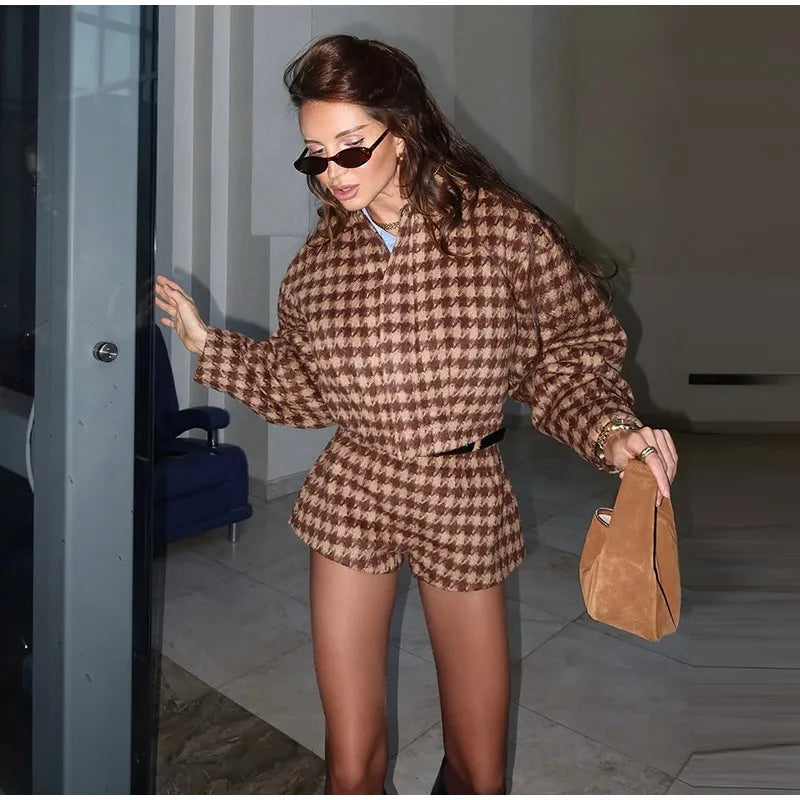 Elegant Plaid Women’s Set – Casual Full-Sleeve Zipper Jacket & High-Waist Shorts, 2025 Spring Office Outfit