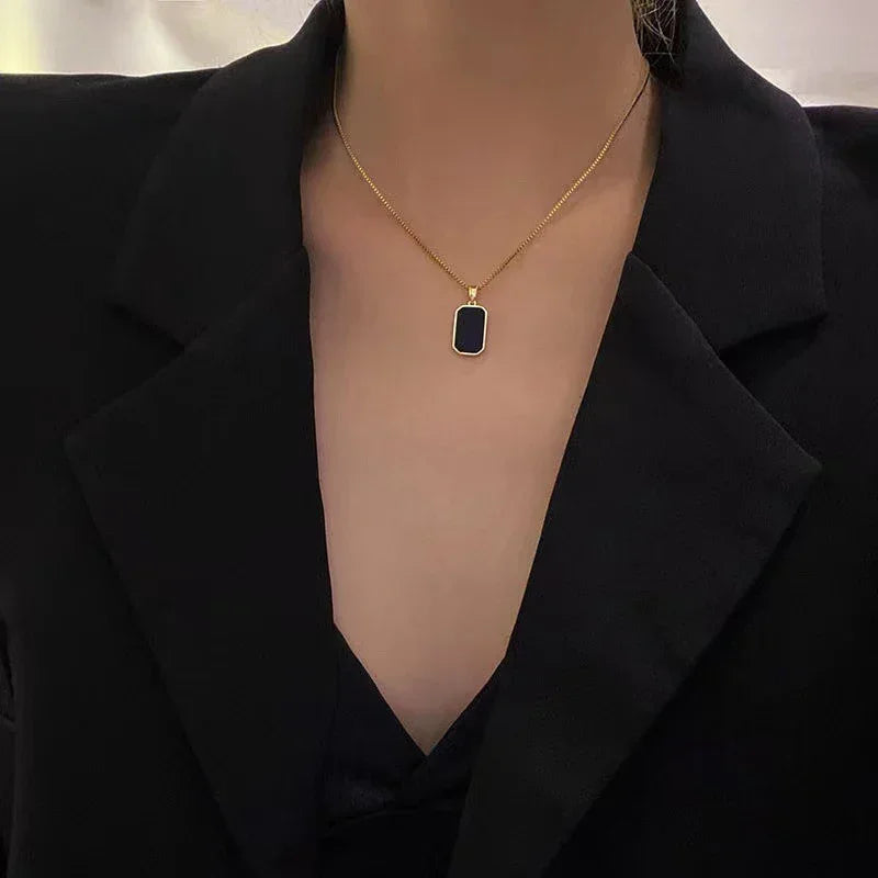 New Stylish Gold Geometric Square Necklace – Black Enamel Rectangle Pendant for Women & Men, Punk Party Jewelry Gift