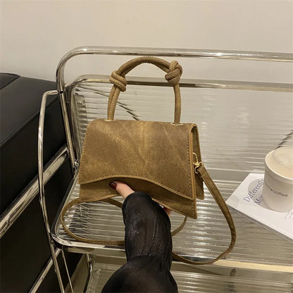 Women’s Solid Color Crossbody Shoulder Bag – Simple Casual Small Square Trendy Diagonal Handbag for Autumn Everyday Use