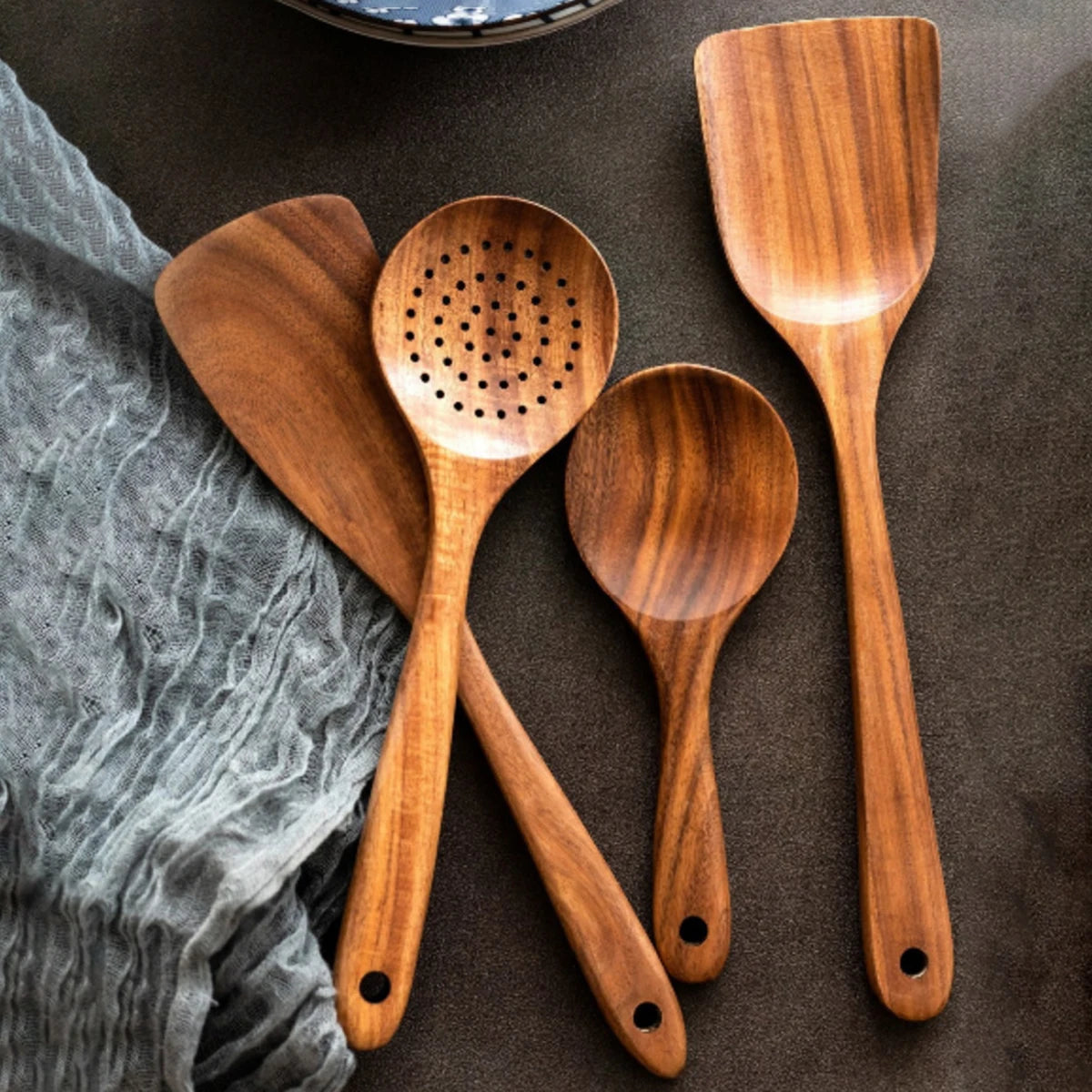 Wood Kitchenware Cooking Set – Spatula, Salad Spoon, Fork & Stirring Spoons with Storage Bucket for Kitchen & Baking