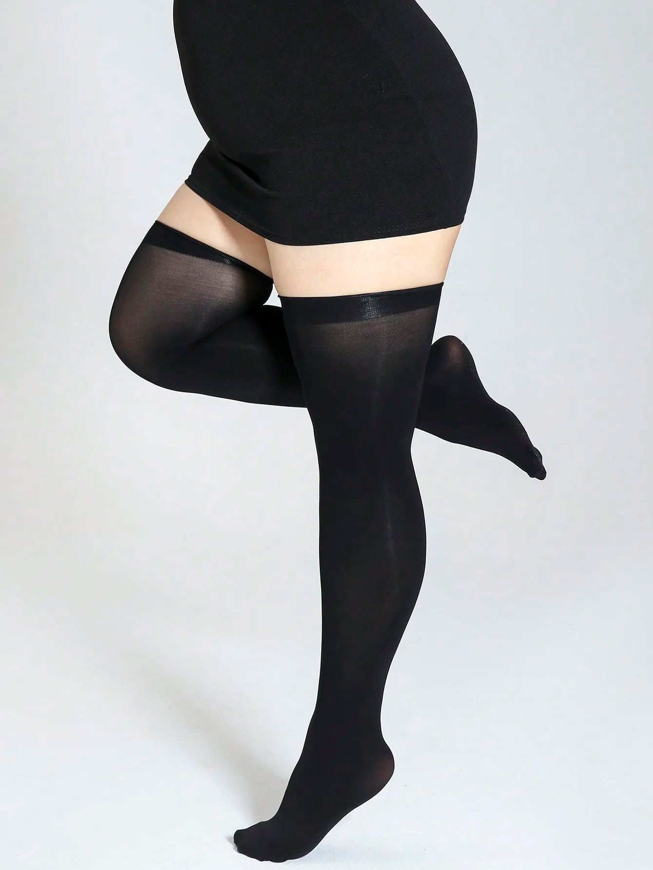 Plus Size Women's Thigh-High Socks - Breathable Sheer Black Stockings for Everyday Wear