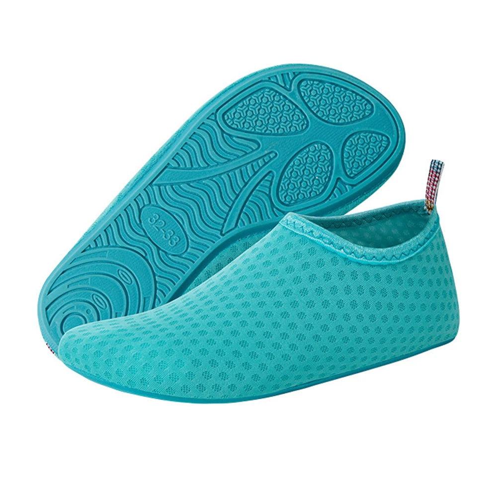 Quick-Dry Water Shoes with Rubber Sole – Non Slip Mesh Diving Socks for Beach, Swimming & Surfing – Unisex & Kids