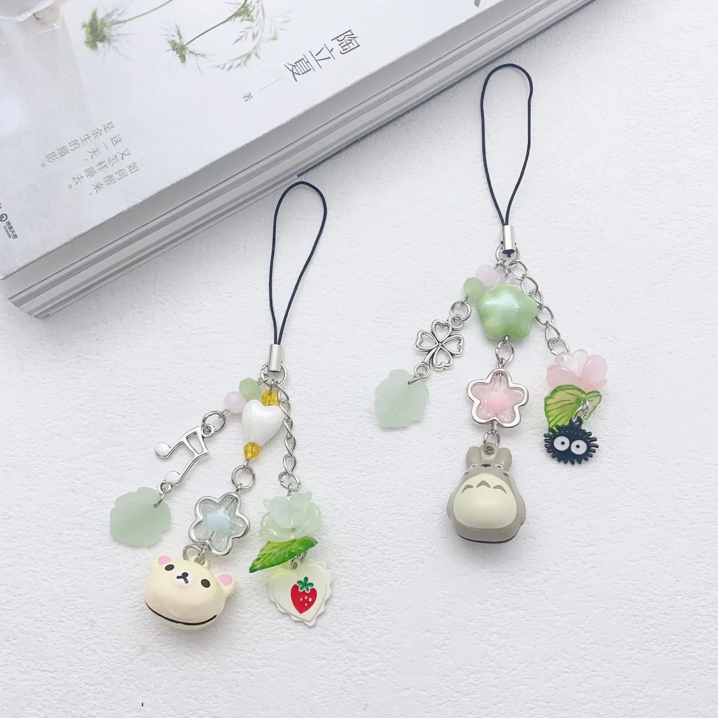 Handmade Cat Phone Charm - Four Leaf Clover Beaded Y2K Fairy Core Keychain & Bag Pendant Accessory