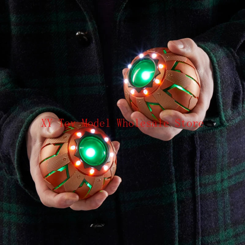 Green Goblin Anime Helmet Toy – Creative Cartoon Figure Ornament for Boys, Fun Collectible Birthday Gift for Classmates