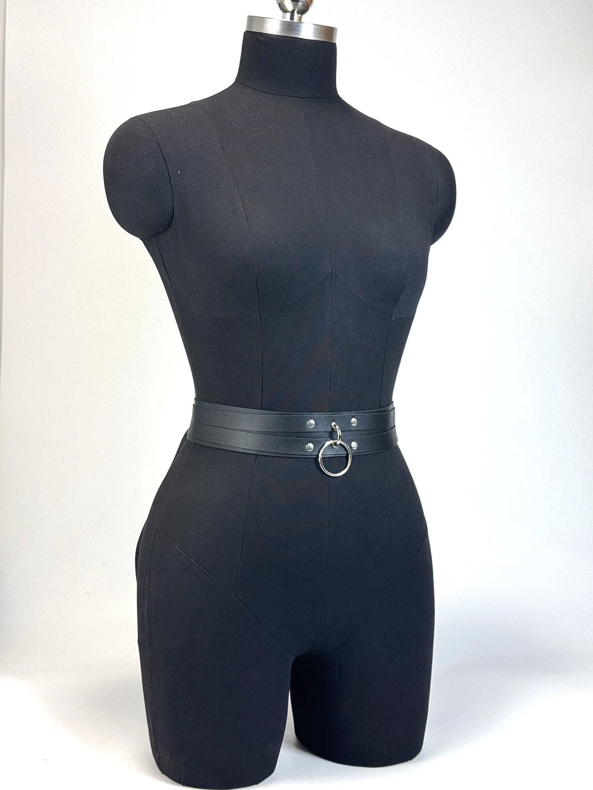 Women's PU Leather O-Ring Waist Belt - Gothic Punk Rock Metal Belt for Jeans, Dresses & Rave Outfits