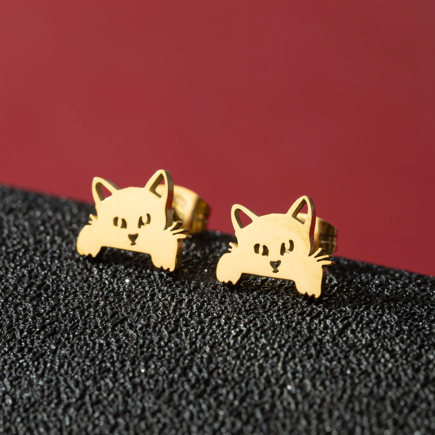 Jisensp Cartoon Cat Earrings — Cute Stainless Steel Kitten Studs for Women & Girls, Funny Animal Jewelry