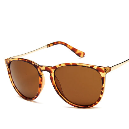 Metal Frame Vintage Round Sunglasses — Reflective UV Protection Shades for Men & Women