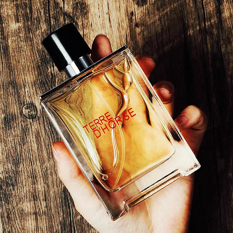 Men’s Woody Cologne Perfume Spray — Long-Lasting Pheromone Fragrance, Irresistible Gentleman’s Valentine’s Scent