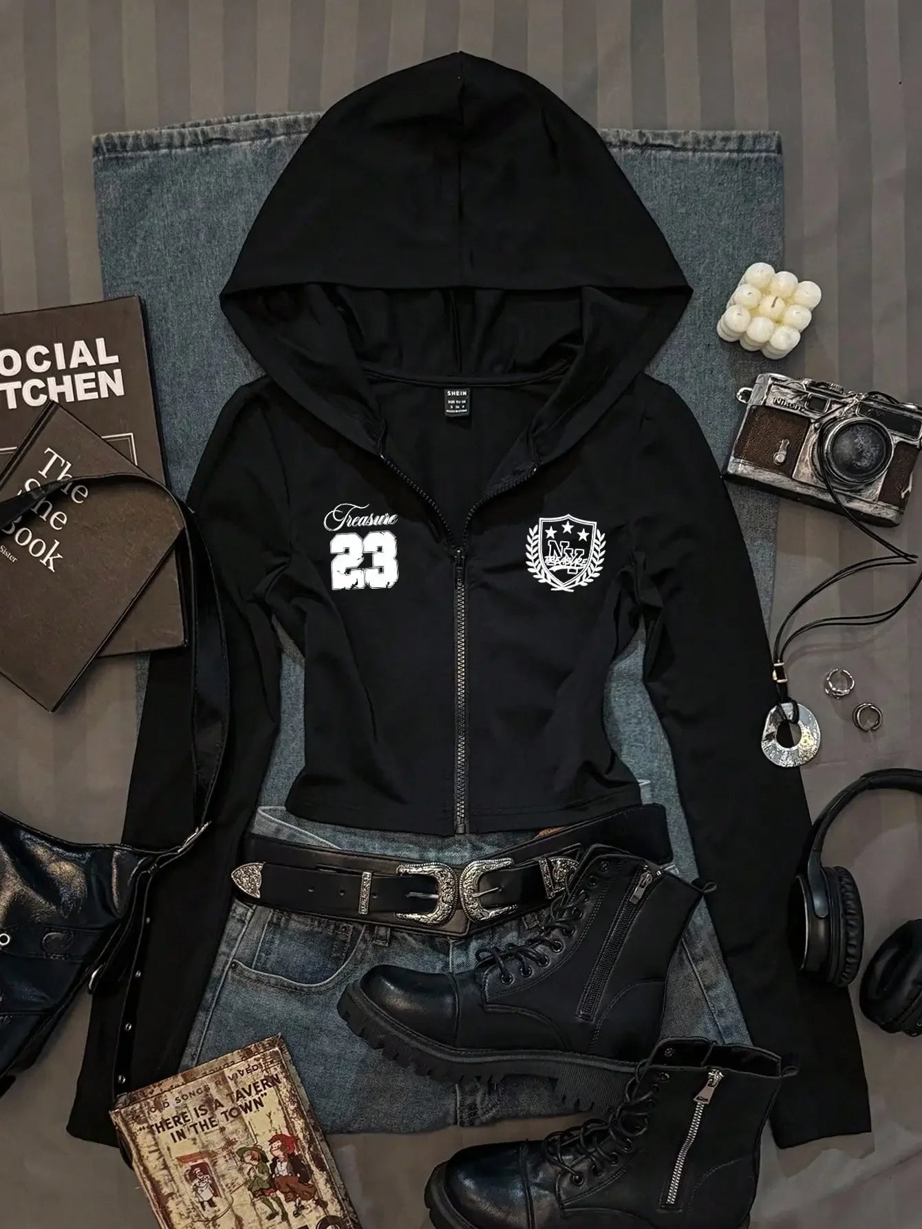 Women's Casual Hooded Sweatshirt - Minimalist Printed Zip-Up Cardigan Style Autumn Long Sleeve Top