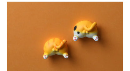 Kitty Buttocks Refrigerator Magnets – Cute Cartoon Animal Resin Magnets for Wall, Car & Fridge Decoration Accessories