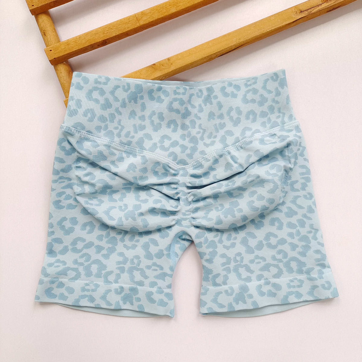 Women’s Leopard Print High-Waist Biker Shorts - Butt-Lifting Slim Fit for Yoga, Gym & Workouts
