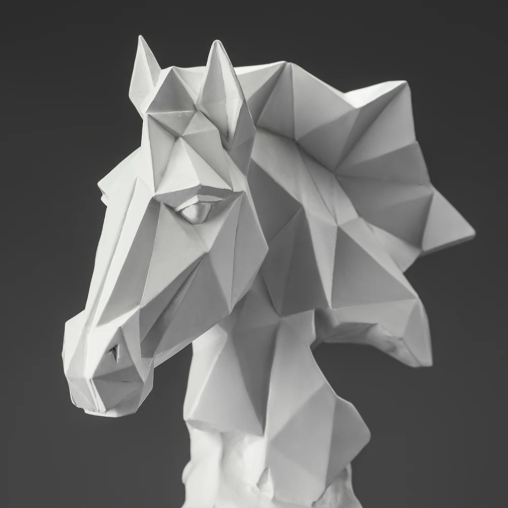 Cube Horse Head Sculpture - Polygonal Resin Horse Figure for Modern Home Decor