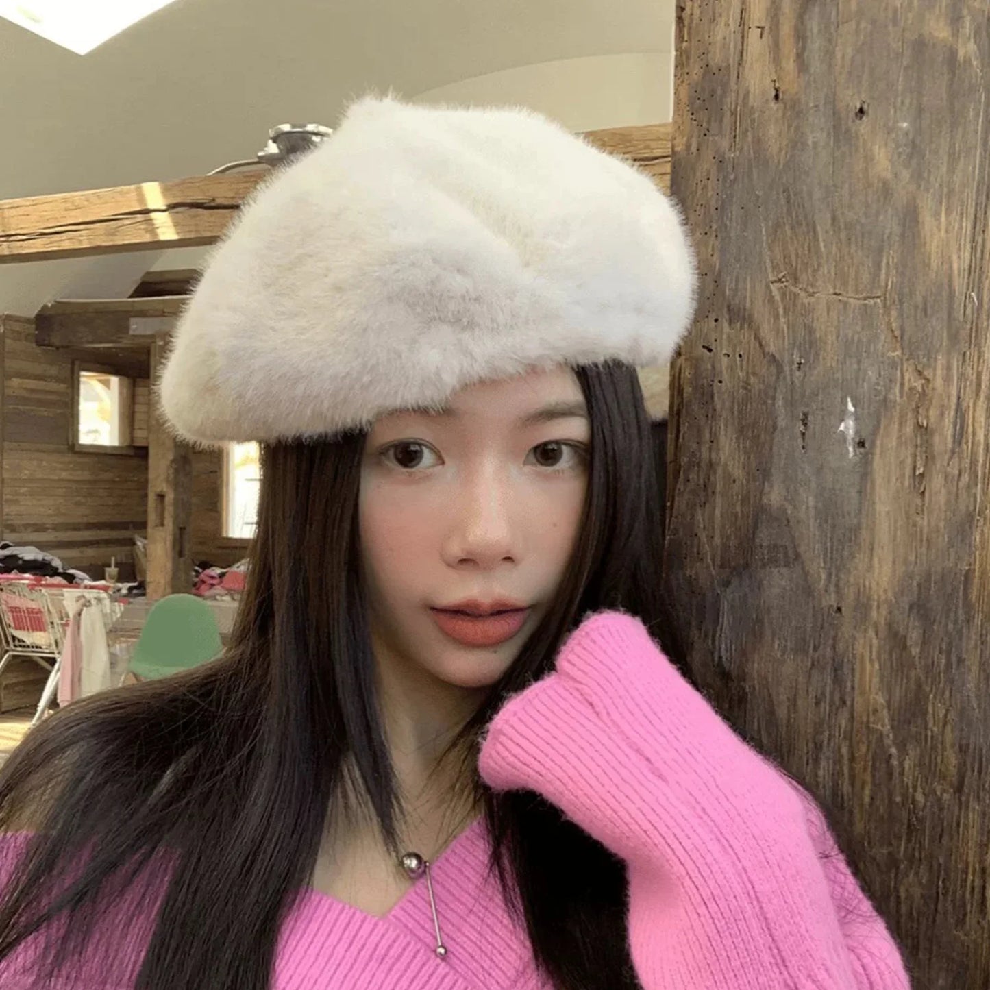 Thickened Plush Winter Beret for Women – Fleece-Lined Painter Style Hat, Elastic Cold Weather Cap, Vintage Retro Fashion Outdoor Wear