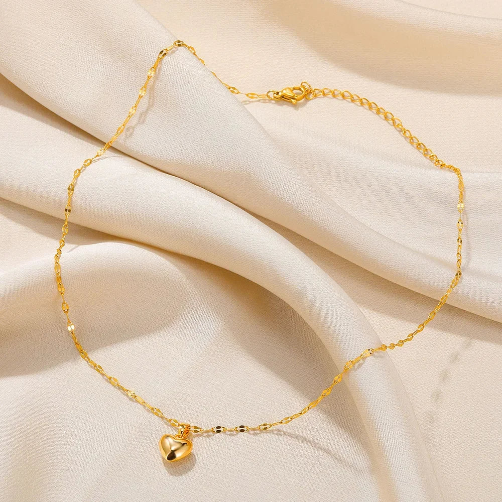 2025 Love Heart Pendant Necklace for Women – Trendy Lip Chain Jewelry Gift