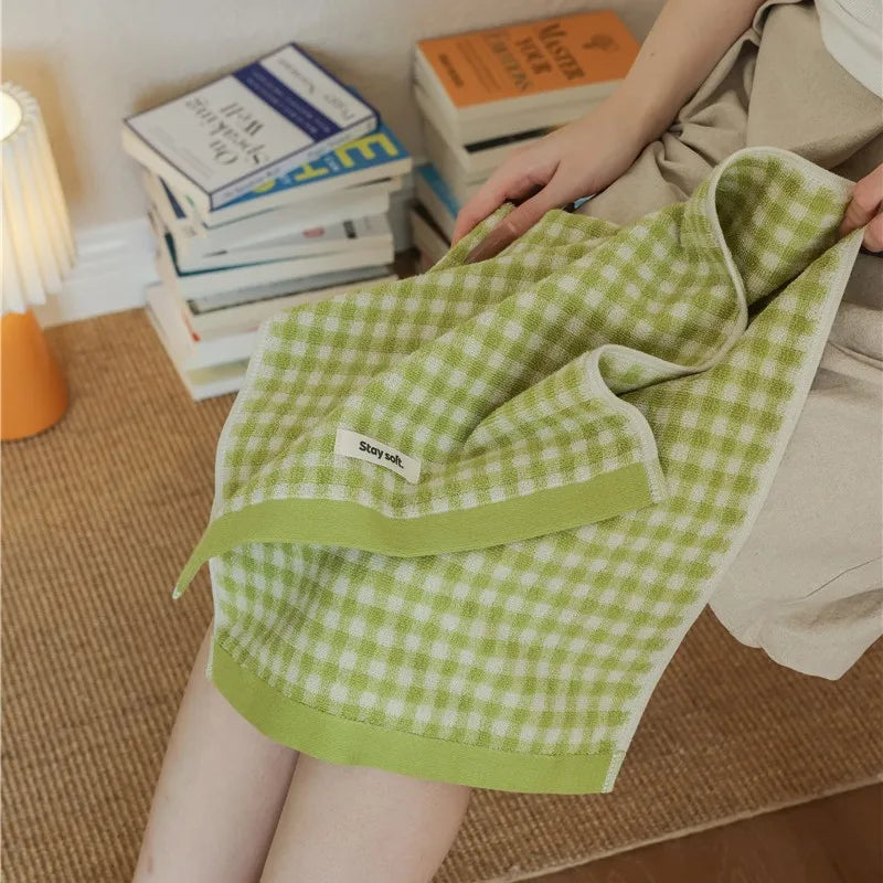 Autumn Winter Striped Cotton Bath Towel – Soft Plush Absorbent Washcloth for Bathroom Use, Unisex Home Spa & Hotel Towel