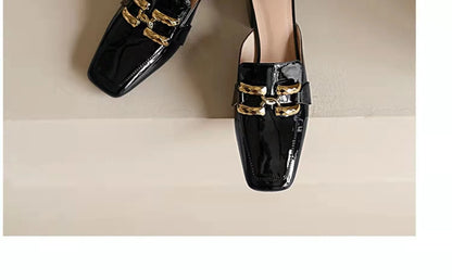 Fashion Women’s Half Slippers — Outdoor Med-Heeled Slides with Toe Chain Decoration, Luxury Square Heel Sandals 2023