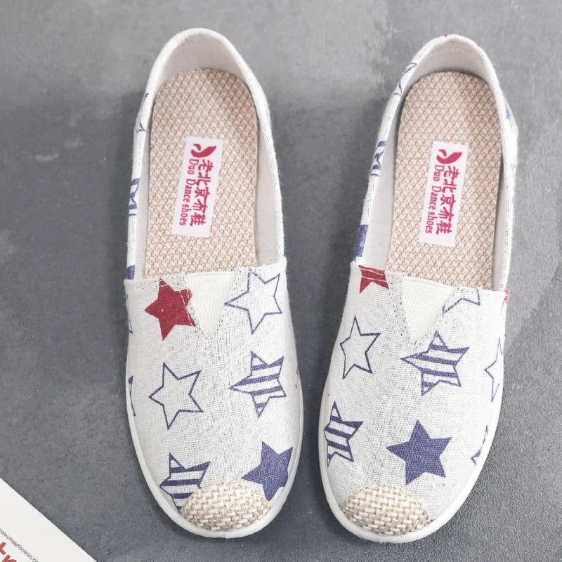 Women’s Breathable Mesh Slip-On Flats - Lightweight Casual Printed Fisherman Shoes for Everyday Fashion