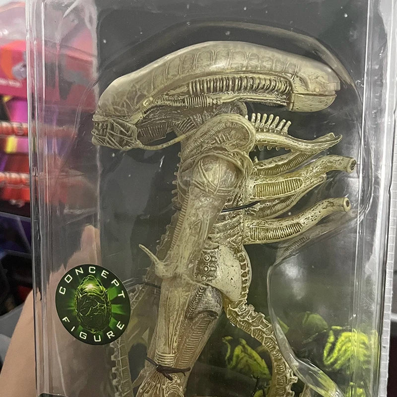 NECA Grid Warrior Xenomorph Action Figure – Alien vs Predator Collectible Toy Gift