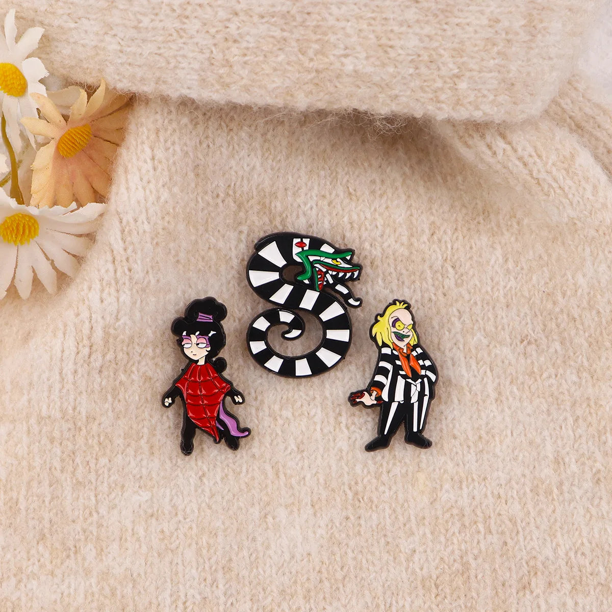 3-Piece Horror Movie Enamel Pin Set - Funny Snake Character Brooches for Clothing, Backpacks, and Collectors’ Gifts