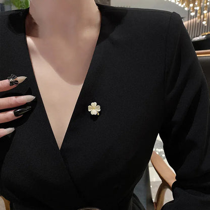 Flower Bow Fashion Brooch Set for Women - Metal Anti-Glare Lapel Pins for Sweater, Coat, Clothing Accessories