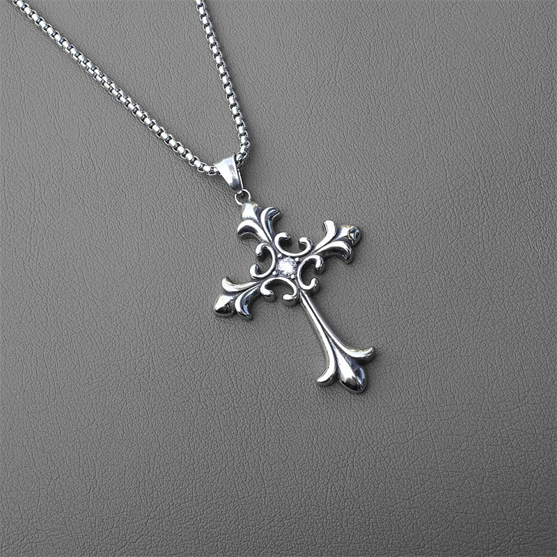 European & American Retro Gothic Cross Necklace – Unisex Hip-Hop Fashion Pendant for Men & Women, Street Style Trendsetter Jewelry Accessory