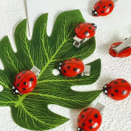 10-Piece Cute Bee & Ladybug Hair Clips – Mini Fashion Hairpins for Students, Fun Bulk Accessories