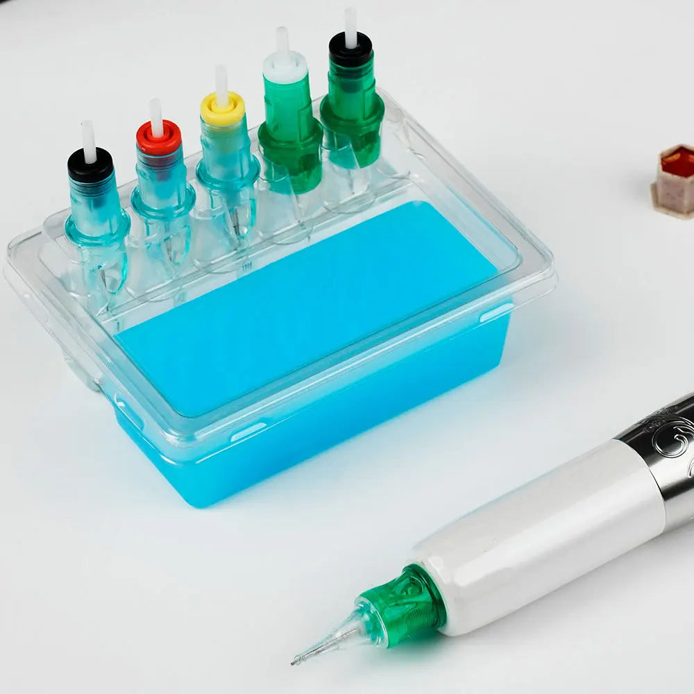 20PCS Tattoo Cartridge Needle Holders — Transparent Disposable Trays for Cleaning & Working Cups
