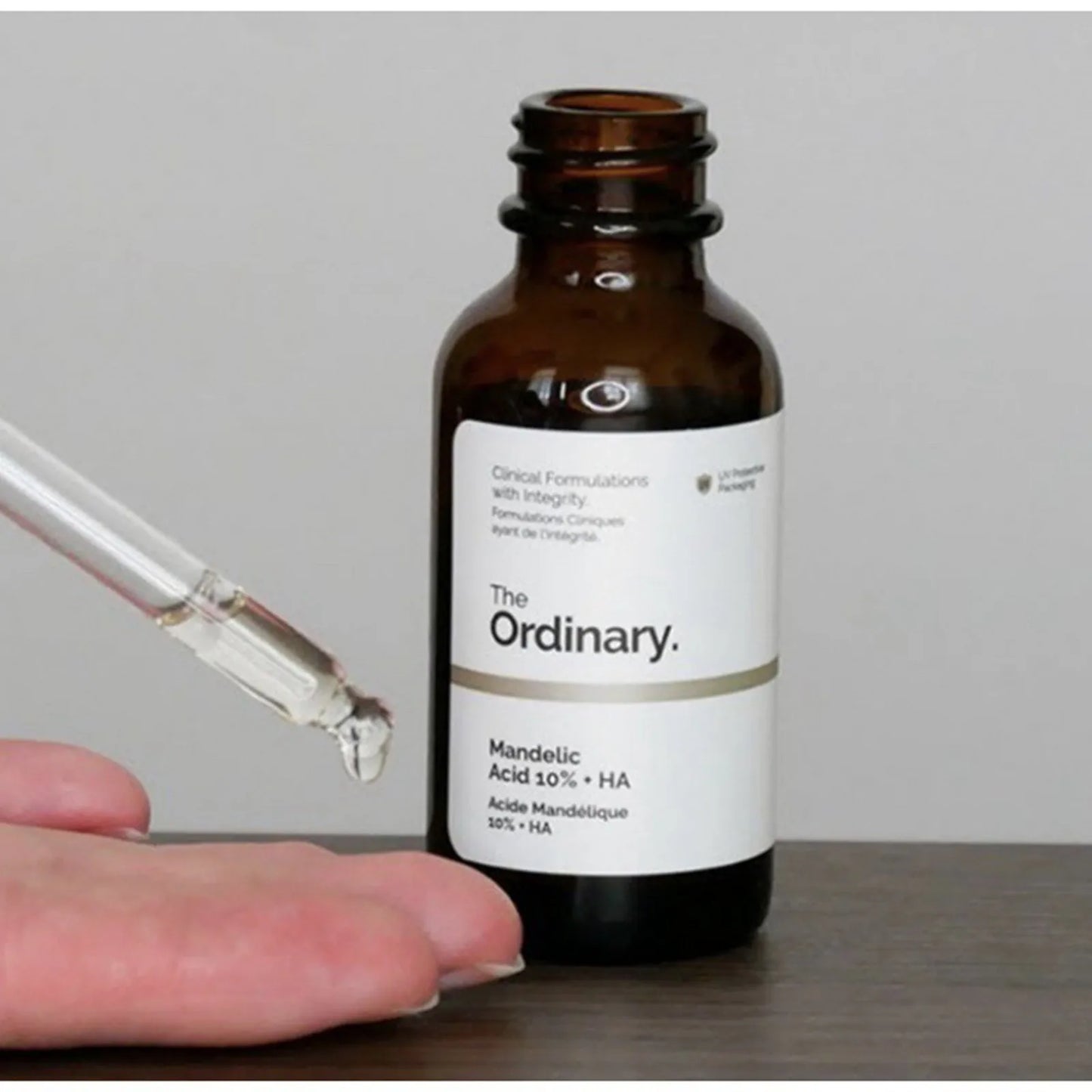 30ML Multi-Effect Eye & Face Serum – Reduces Fine Lines and Removes Particles Around Eyes