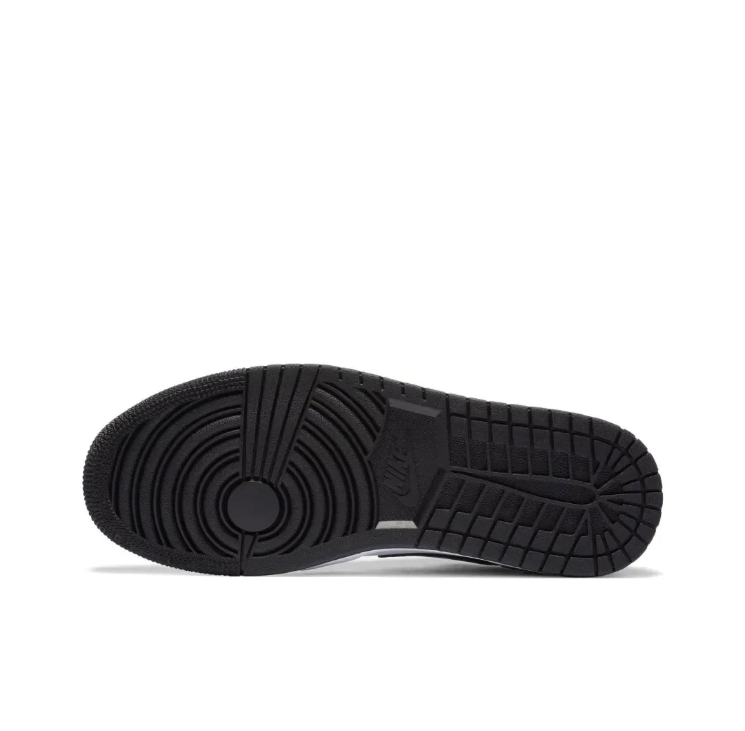 Nike Air Jordan 1 Low – Light Smoke Grey Retro Basketball Shoes | Men's Wear-Resistant, Anti-Slip Sneakers