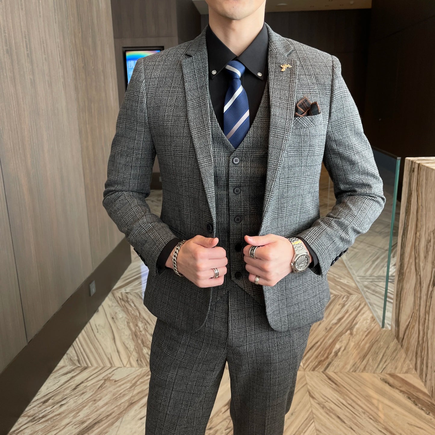 Men’s British Korean Plaid Three-Piece Suit – Stylish Business Casual Set with Blazer, Vest & Trousers