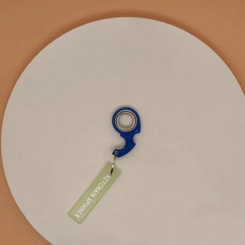New Exquisite Decompression Keychain – Fingertip Spinner Anti-Anxiety Toy, Rotating Keychain Gift for Couples